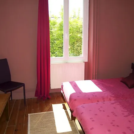 Cafe Couette De L'ile Au Fee * Romagnieu